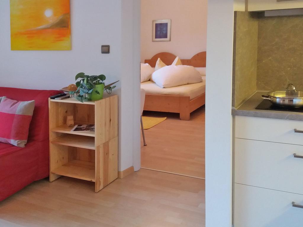 Appartements Erika Falzes Extérieur photo